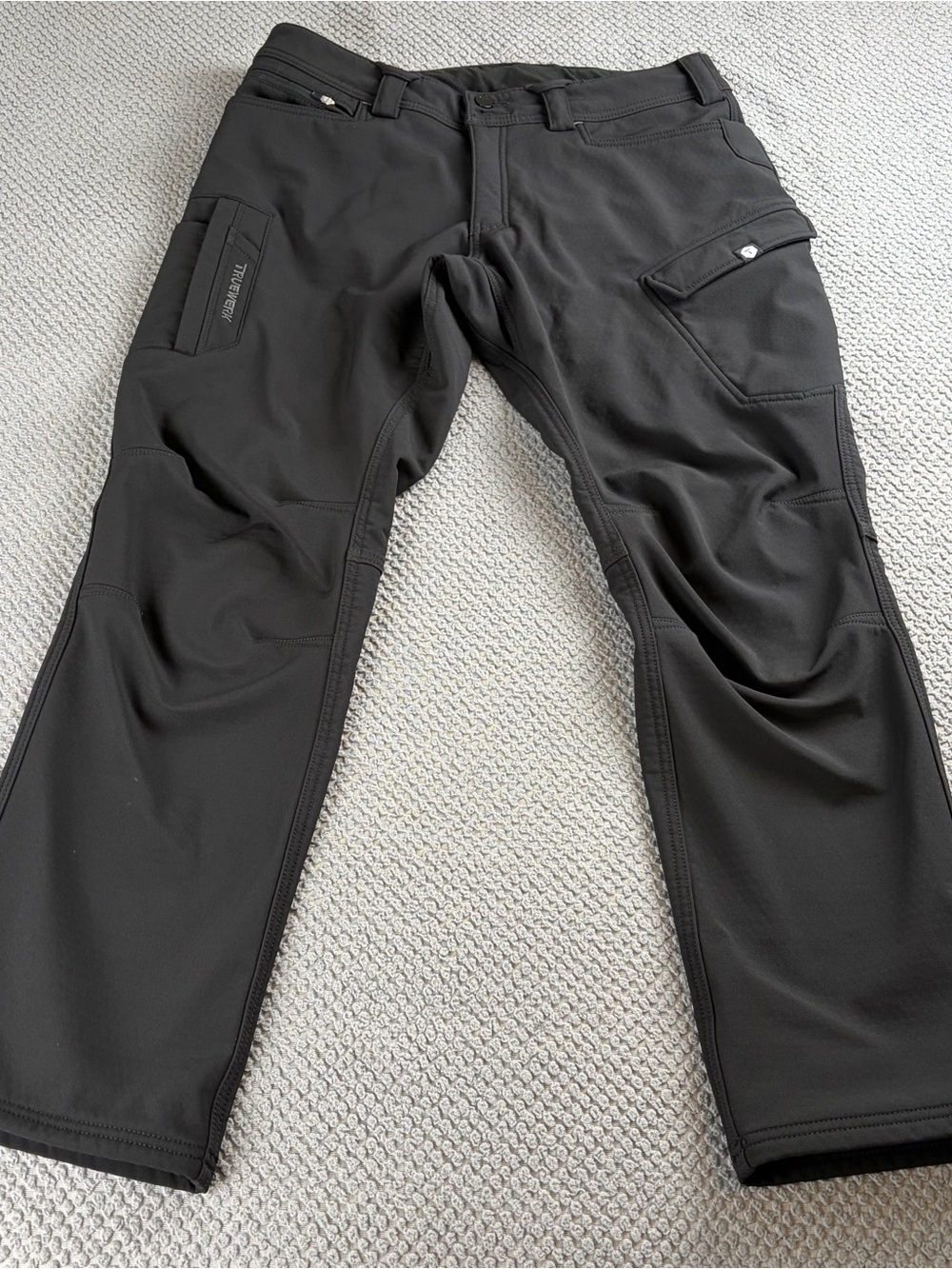 Men's Truewerk t3 werkpant Black Tech Cargo Pants with Stretch Utility Pockets